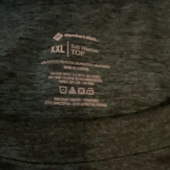 Bundle of 3 Member's Mark tees - Picture 12 of 16